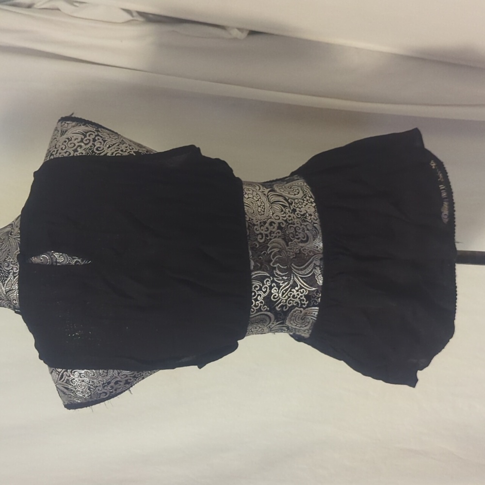 ✨5/$25✨ NWT ASOS Design ring cut out top - Picture 6 of 9
